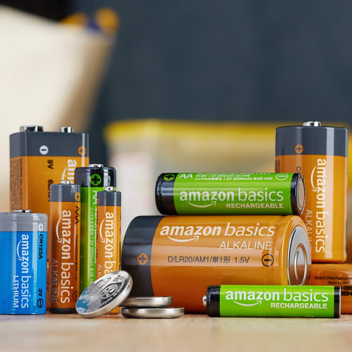 Amazon Basics paquete de 24 pilas AA NiMH recargables, 2000 mAh, 1,2 V, se recargan hasta 1000 veces, precargadas - 4