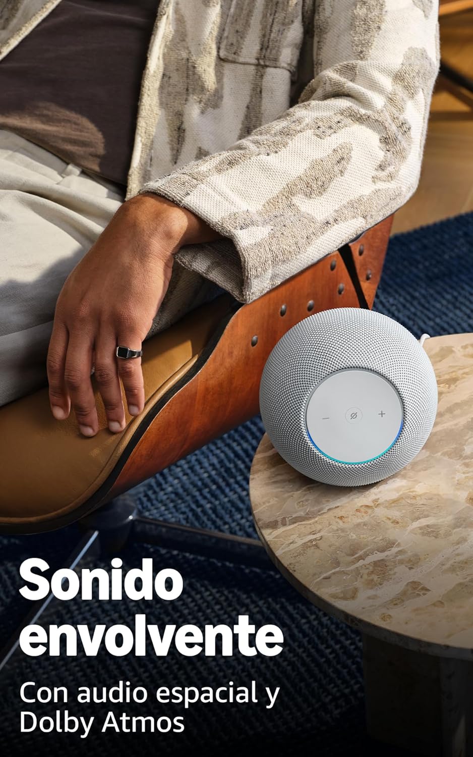 Amazon Echo Studio (última generación), diseño compacto, audio 3D inmersivo y Dolby Atmos, (blanco) - 3