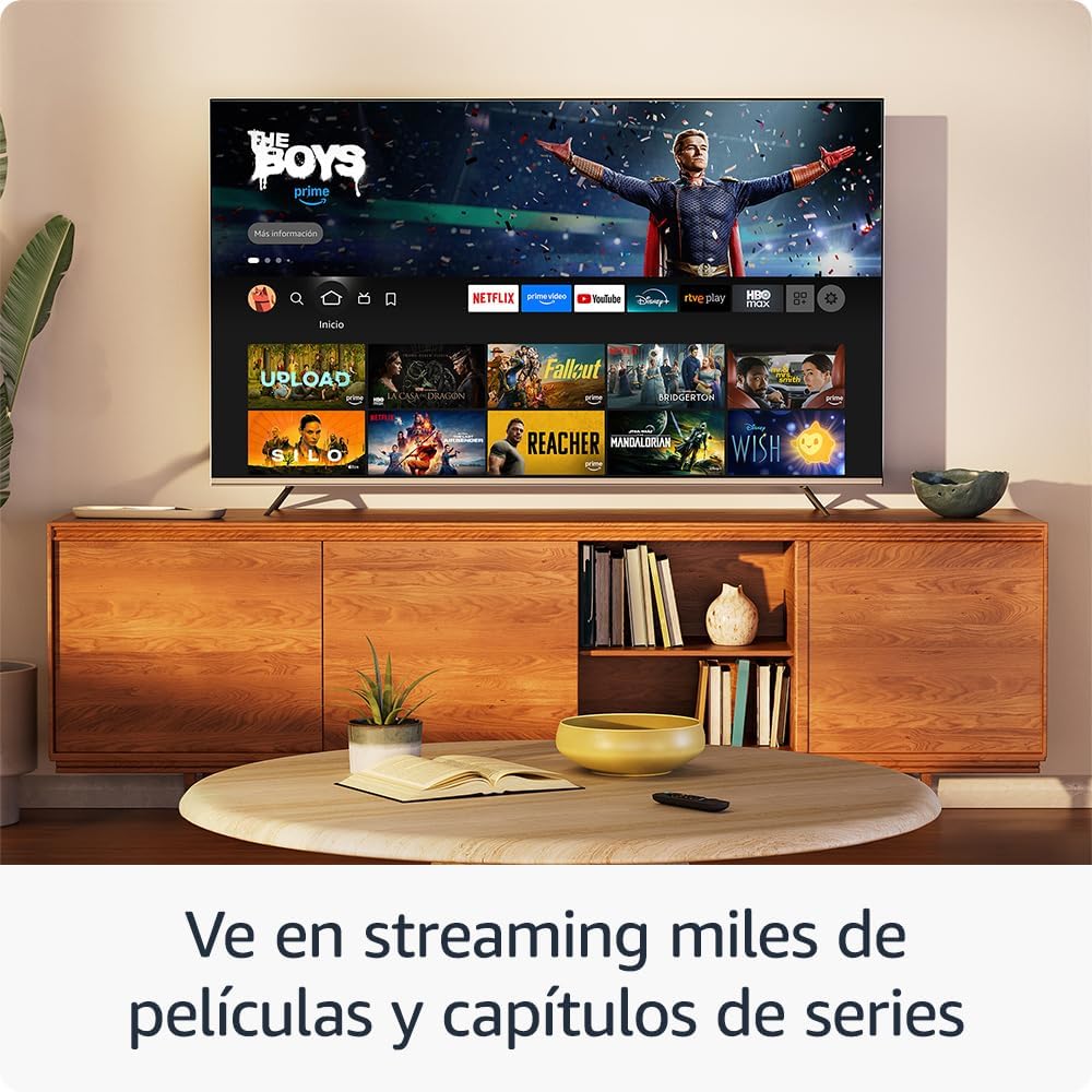 Amazon Fire TV Stick HD (Última generación), con TV en directo gratuita, mando por voz Alexa, controles de Hogar digital y reproducción en streaming HD - 4