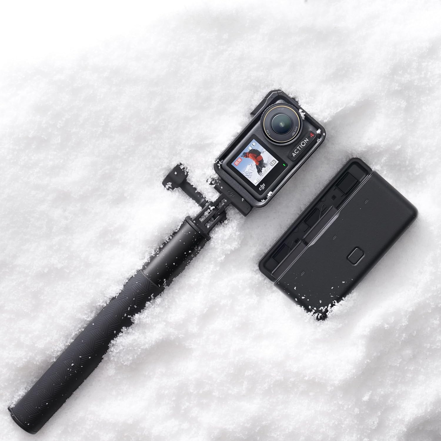 DJI Osmo Action 4 Pack Aventura: cámara deportiva 4K/120fps con sensor de 1/1.3pulgadas, D-Log M y 10 bits, campo de visión ultraamplio de 155º, hasta 7.5h con 3 baterías adicionales para grabar vlogs - 2