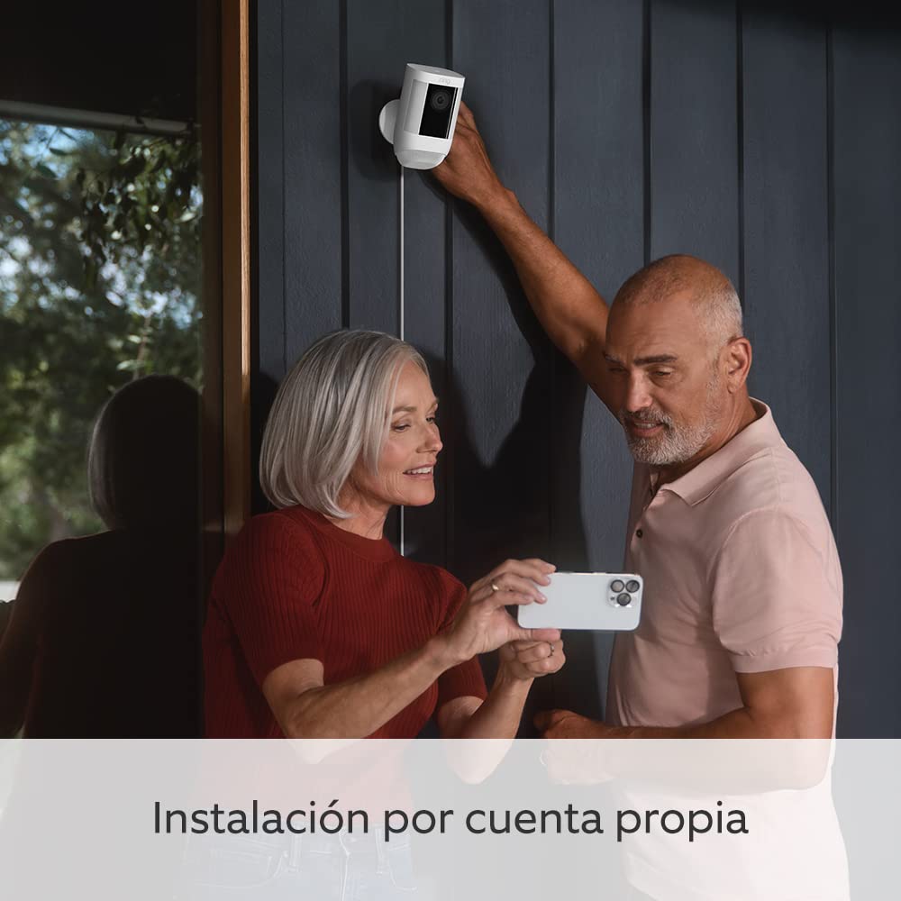 Ring cámara Pro con luces y enchufe (Spotlight Cam Pro Plug-In) | Cámara exterior con vídeo 2K, Ring Vision, detección de movimiento 3D | 30 días de prueba gratuita de Ring Home | 2 Cámaras - 6