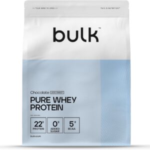 Bulk Pure Whey Proteína en Polvo Menos Dulce, Chocolate, 22g de Proteína y 5g de BCAA por Porción, Batido de Concentrado de Suero, Bajo en Azúcar, Apoya el Crecimiento y la Recuperación Muscular, 1kg